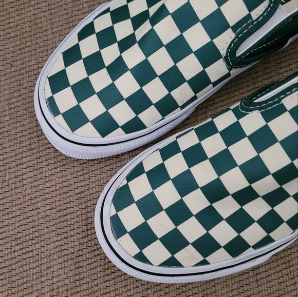 VANS UNISEX CLASSIC SLIP ON GREEN CHECKERBOARD SNEAKERS - Picture 2 of 13